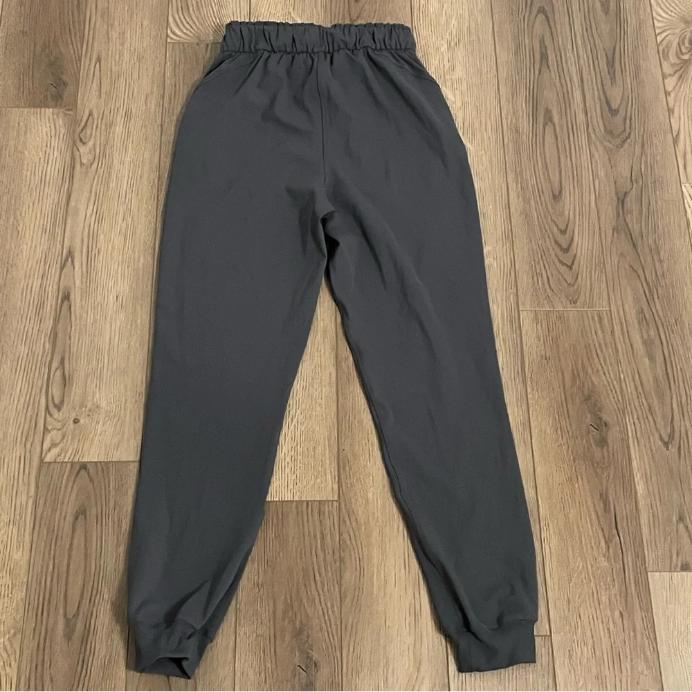 Lululemon Stretch Luxtreme‎ High Rise Jogger Pant